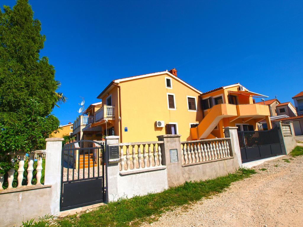 Apartments Orange 768 فاجانا المظهر الخارجي الصورة
